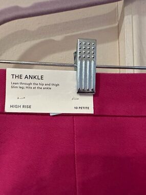 Ann Taylor Ankle Pants in Fuchsia Pink